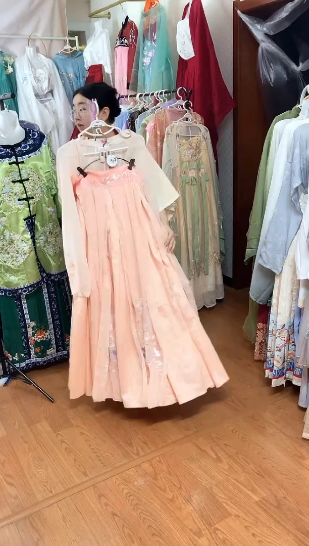 孤品汉服 高品质特价 偶有微瑕 NO退NO换 介意勿拍