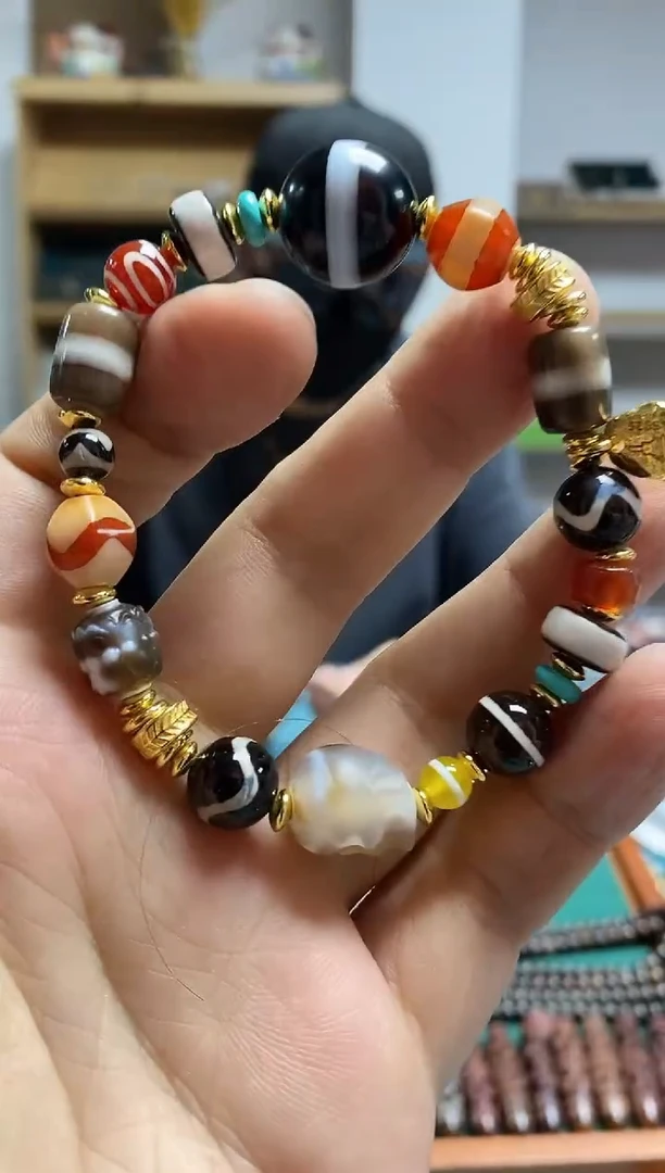 玛瑙/玉髓28未镶嵌-06013 多样性发其一