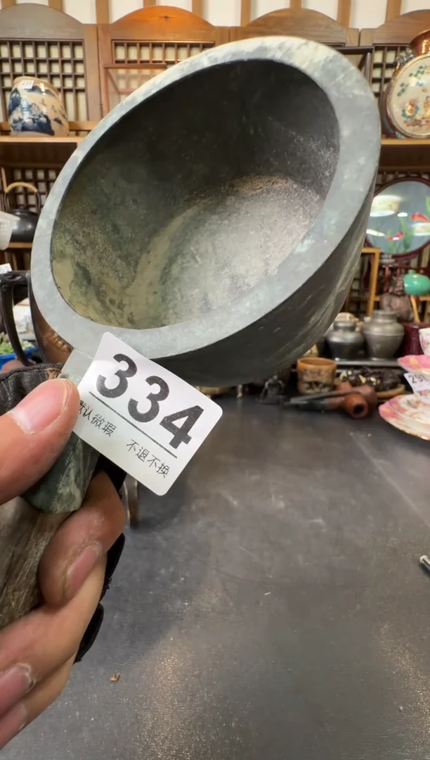 摆件  注意：回流商品，默认有瑕，不退不换。