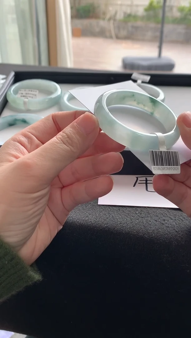 未镶嵌手镯翡翠52贵妃Y2839买断