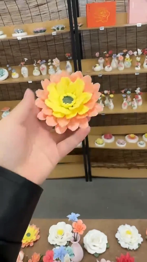 陶瓷陶瓷手捏花
