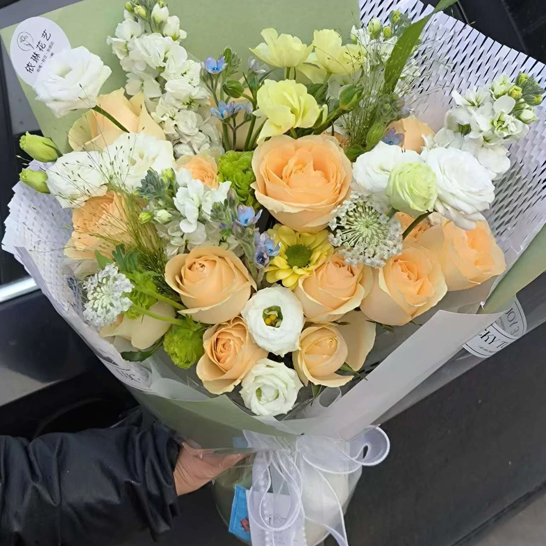 【流金岁月】16支香槟玫瑰混搭鲜花花束送妈妈送长辈送花上门