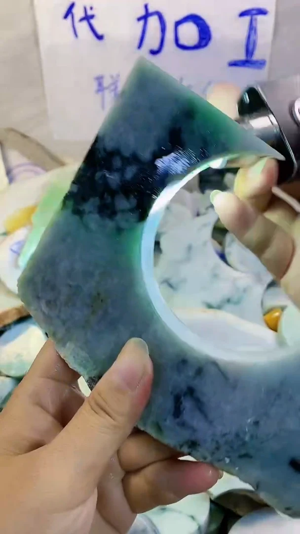 裸石翡翠纯天然翡翠A货66