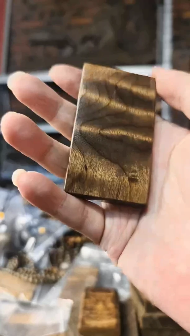 楠木（金丝楠）把件无事牌