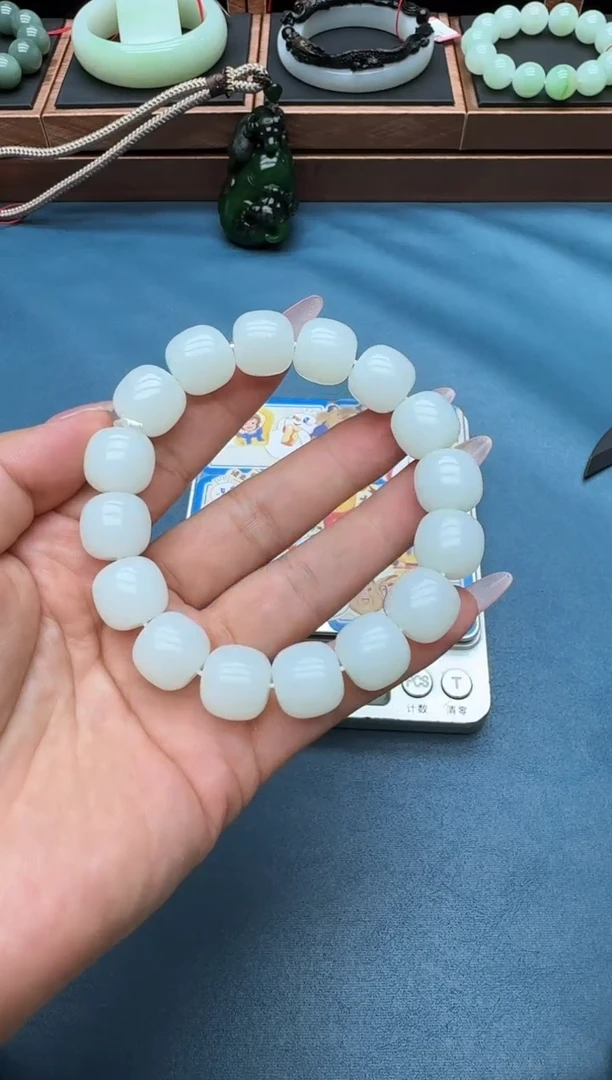 手串未镶嵌和田玉1