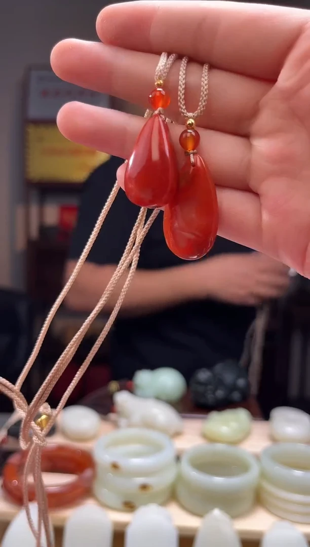颈饰未镶嵌南红玛瑙吊坠多样性发拍一发一