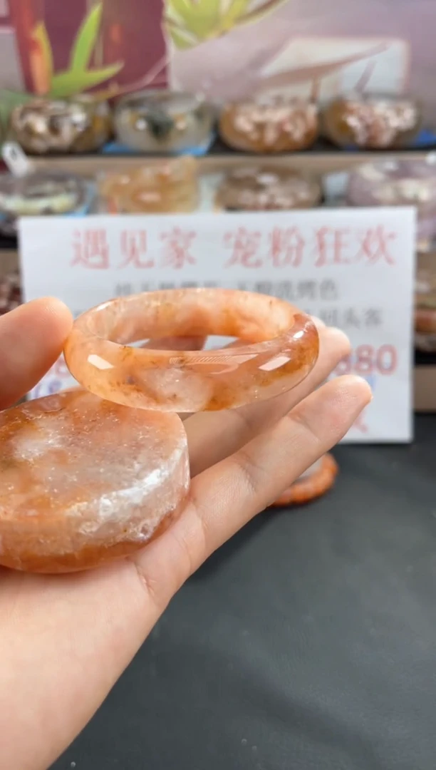 未镶嵌手镯石英质玉53