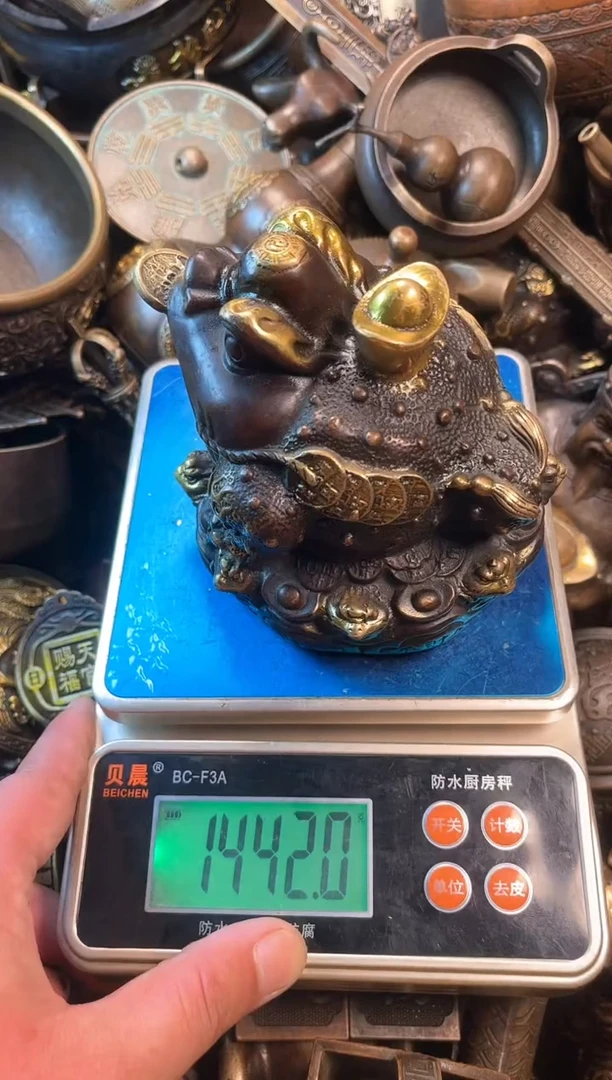 精美铜器点击下单