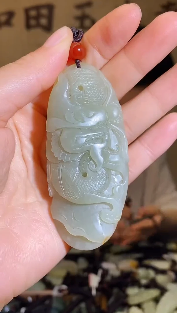 颈饰未镶嵌和田玉1