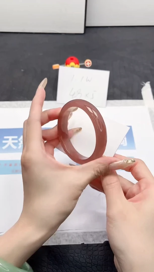 【闪购商品】石英质玉手镯未镶嵌Y164-60