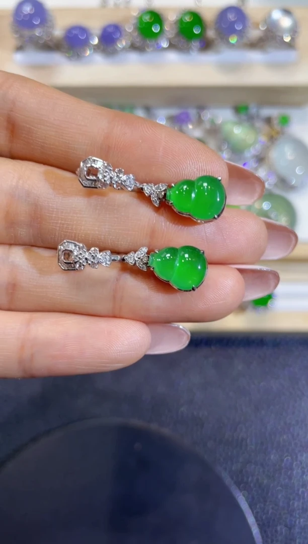 吊坠(不含链)18K金镶嵌翡翠11