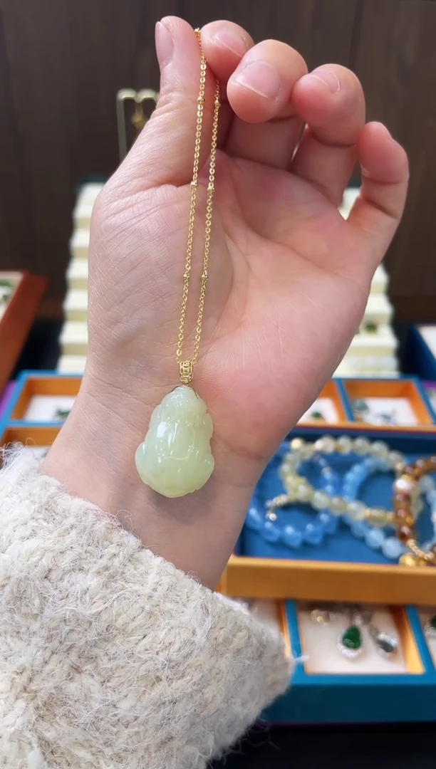 【闪购商品】和田玉颈饰18K金镶嵌貔貅