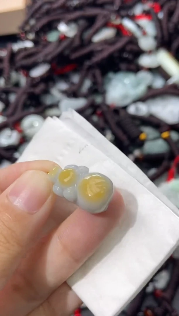 颈饰未镶嵌翡翠天然翡翠A货49