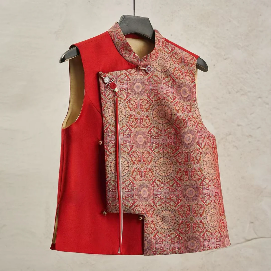 高端中国风2025新款新中式宋锦琵琶襟红色复古马甲八达晕