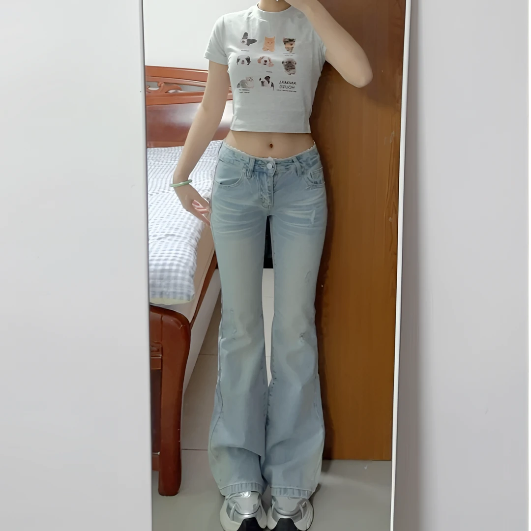 浅色微喇裤女款爆款2025新款小个子145-150显瘦不贴腿牛仔长裤潮