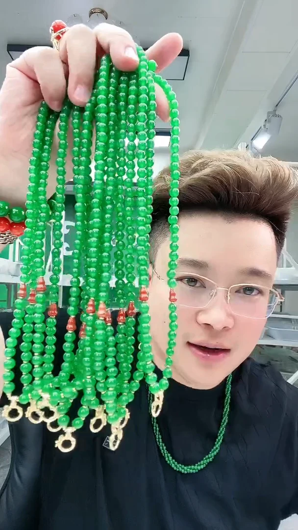 翡翠14K金镶嵌颈饰D18万能链