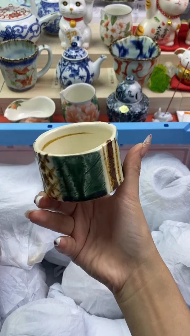 【闪购商品】瓷片隆莲瓷器欢迎大家
