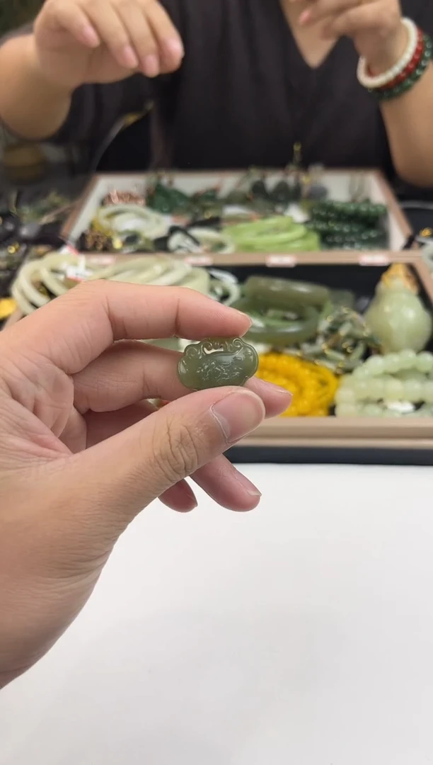 颈饰未镶嵌和田玉多样性拍一发一  62