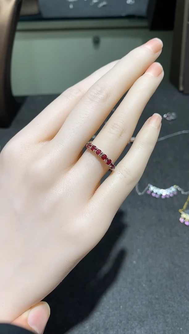 银S925镶嵌戒指红宝石戒指