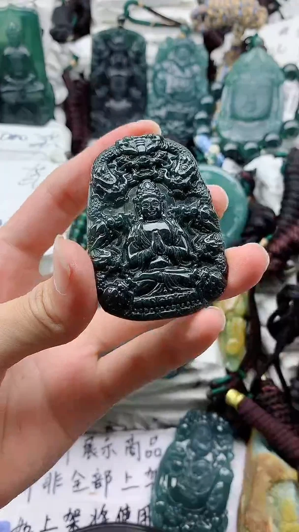 翡翠未镶嵌颈饰8888888