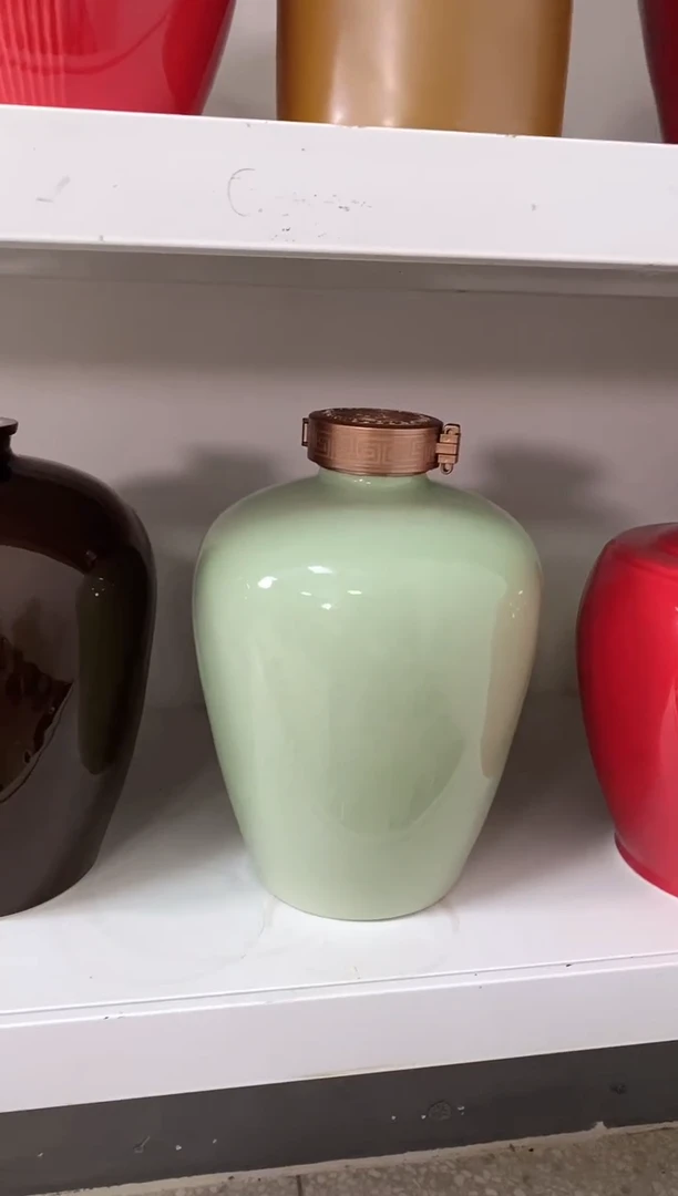 泥满堂陶瓷10斤豆青梅瓶微瑕不支持退换