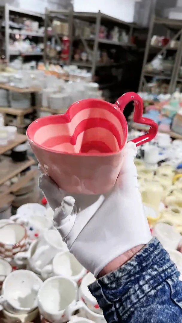 【闪购商品】瓷片大号爱心杯微瑕凑满20元包邮