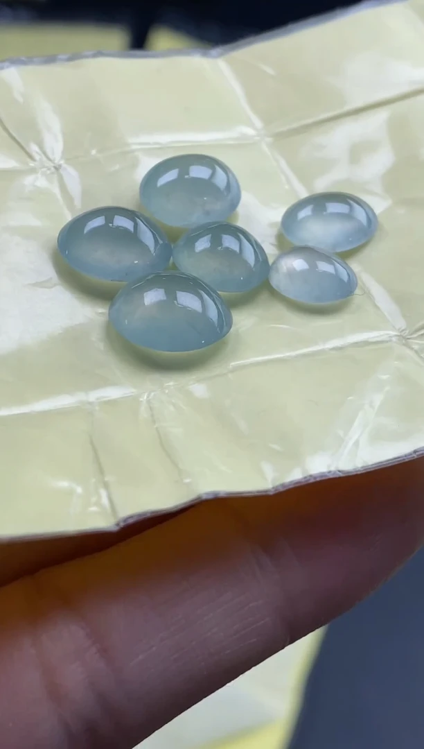 翡翠散珠天然翡翠裸石蛋面55