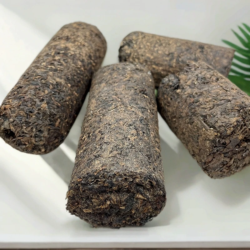 老牛叔【97竹筒茶】六堡茶陈香 宾榔香 药香 竹香农家茶