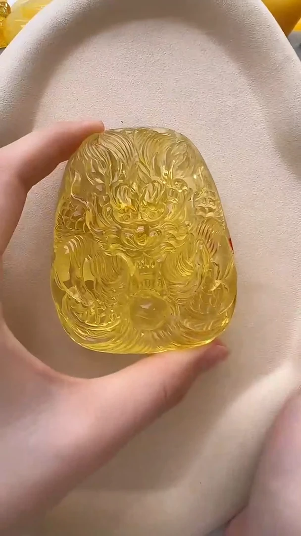 琥珀颈饰未镶嵌吊坠
