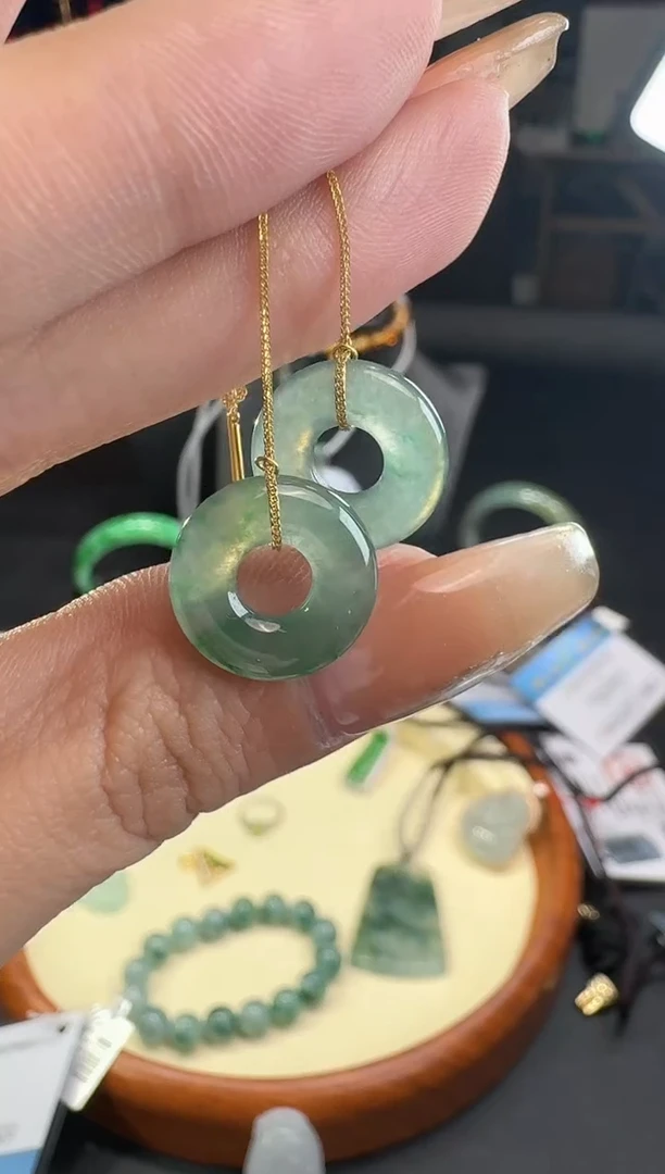 【闪购商品】翡翠耳饰18K金镶嵌耳饰