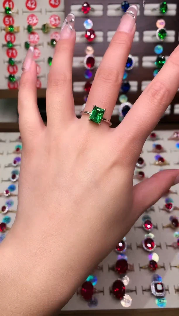 银S925镶嵌透辉石戒指7*9 银托