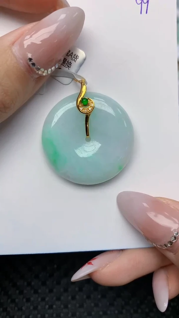【闪购商品】翡翠颈饰18K金镶嵌 天然翡翠A货，