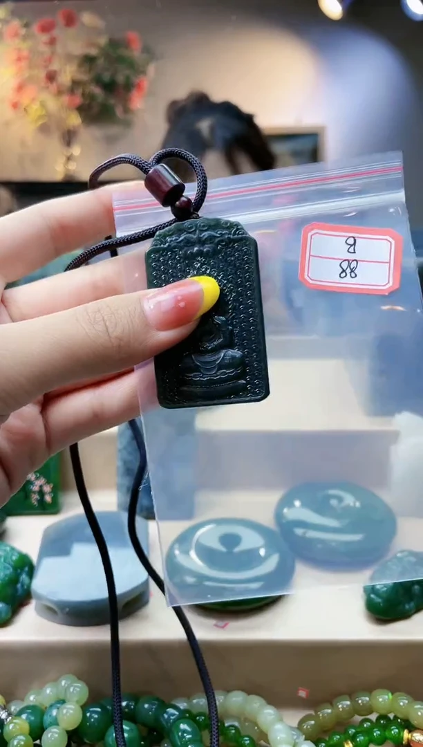 和田玉未镶嵌挂件1