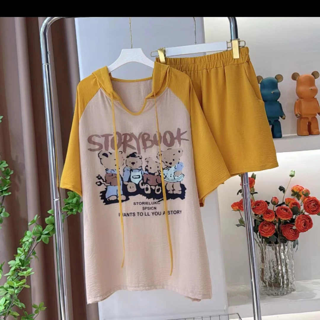 D045时尚宽松舒适百搭卡通小熊印花连帽半袖T抽绳短裤套装