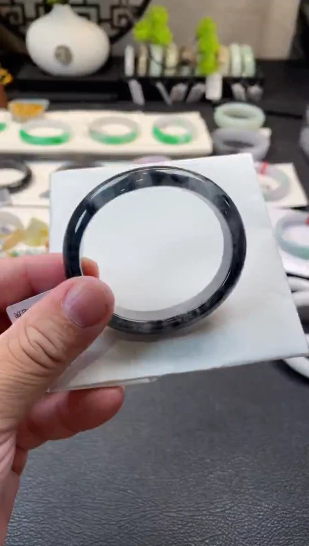 翡翠手镯未镶嵌53贵妃