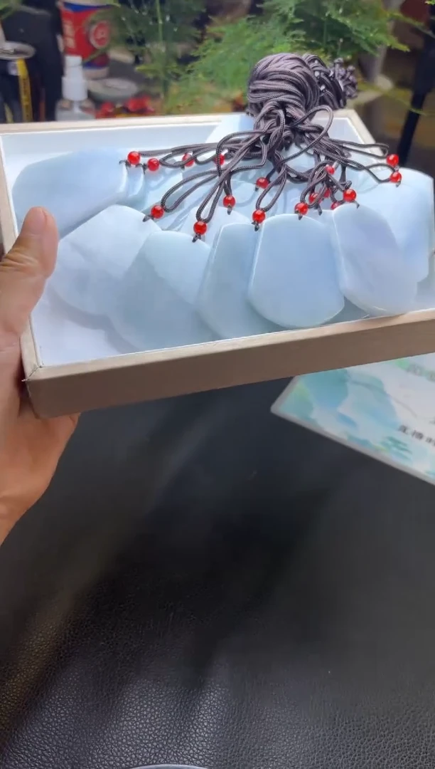 未镶嵌挂件翡翠多样性发一件R703152