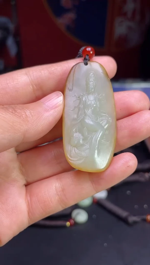 颈饰未镶嵌和田玉1