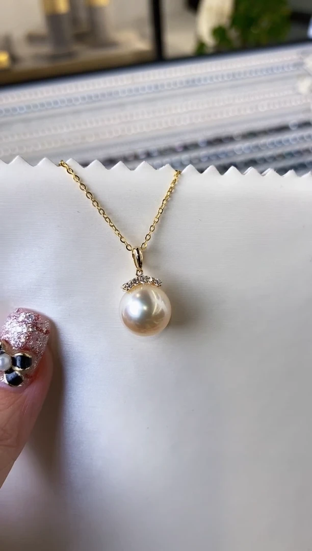 【闪购商品】海水珍珠吊坠(赠链)18K金镶嵌10-11海水珍珠吊坠