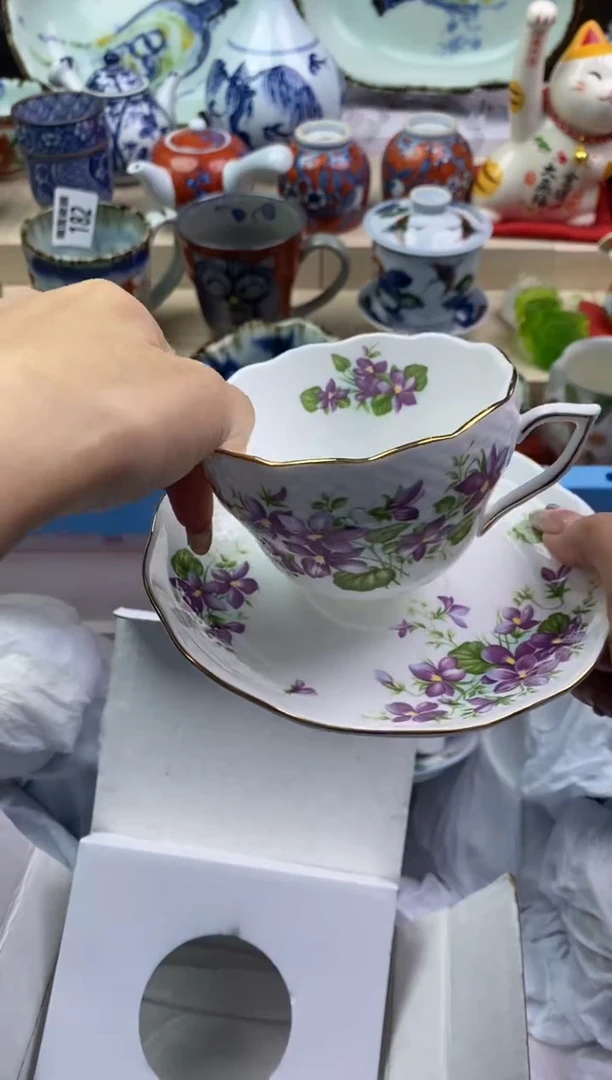 【闪购商品】瓷片隆莲瓷器欢迎大家