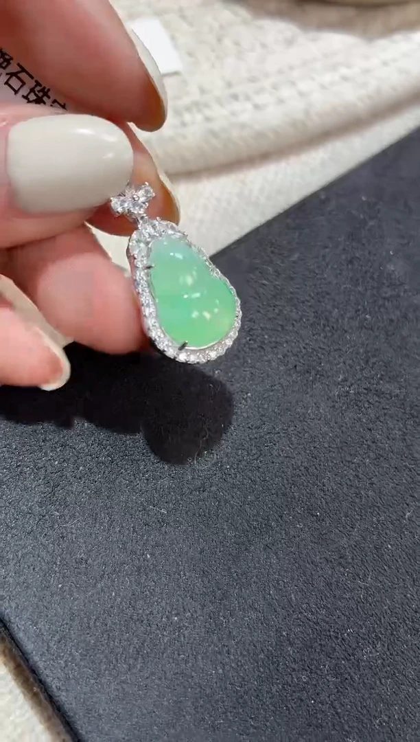 吊坠(不含链)银S925镶嵌翡翠吊坠