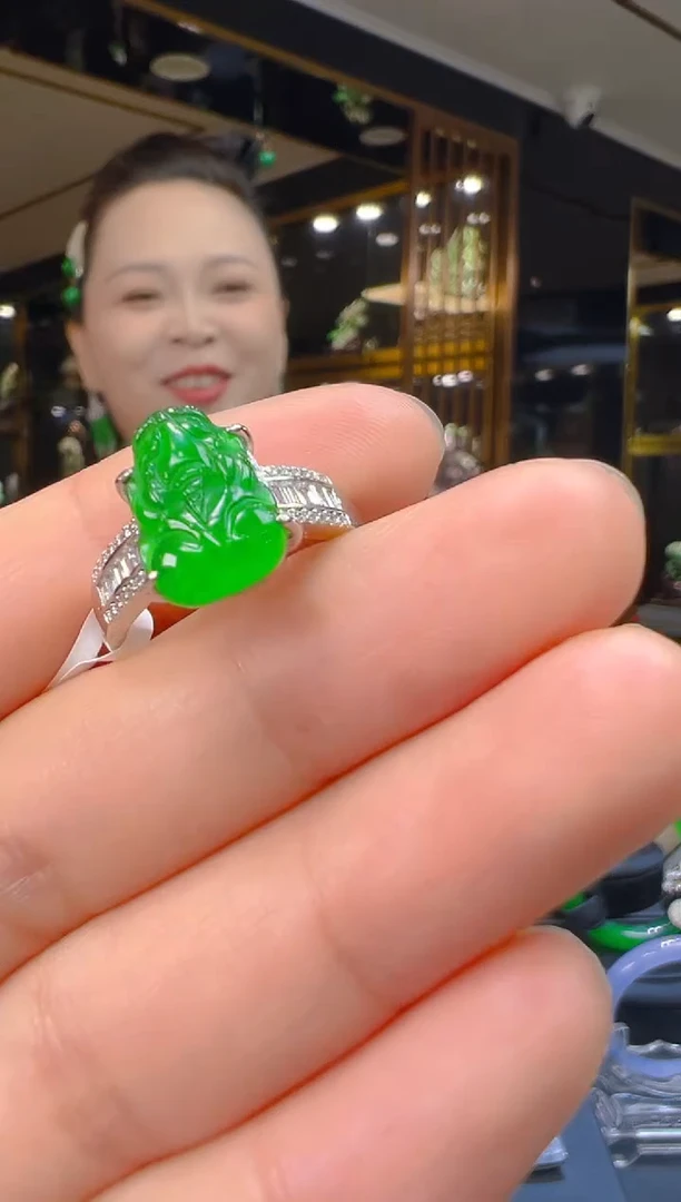 翡翠戒指银S925镶嵌043（多样性发其一）