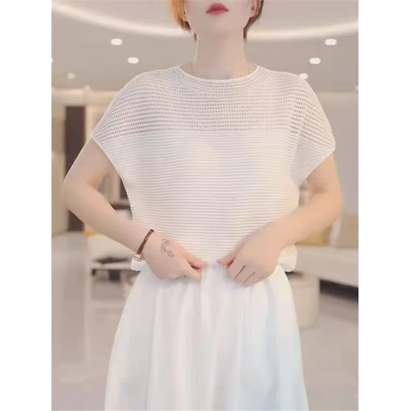 法式气质镂空圆领白色短袖针织衫女夏季洋气休闲宽松显瘦短款上衣