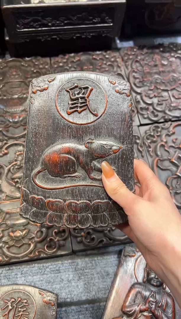 木过**牛紫檀雕刻一物一拍