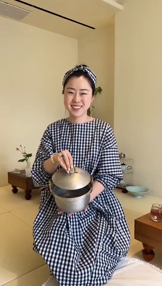 摆件000000000铝锅4628