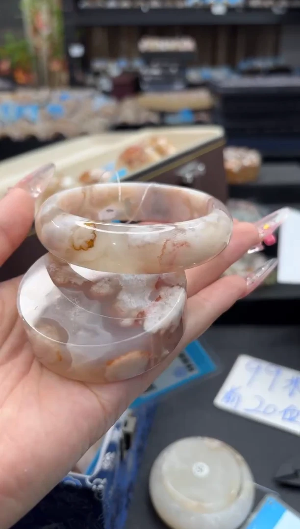 未镶嵌手镯石英质玉33(60圈赠送镯心)