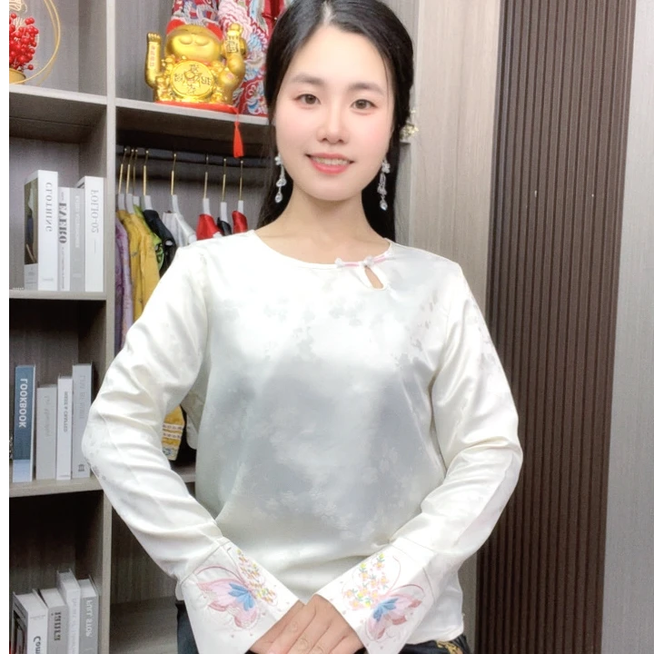 {白玉衫）时尚打底衫网红长袖百搭打底中式复古内搭圆领显瘦修身款