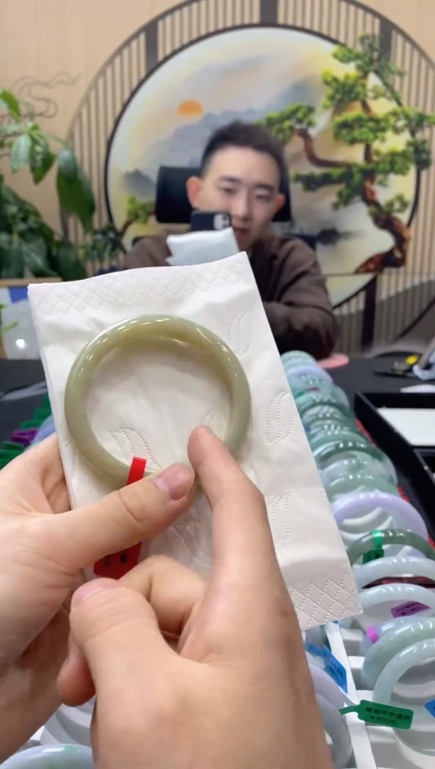 【闪购商品】翡翠手镯未镶嵌0000014007