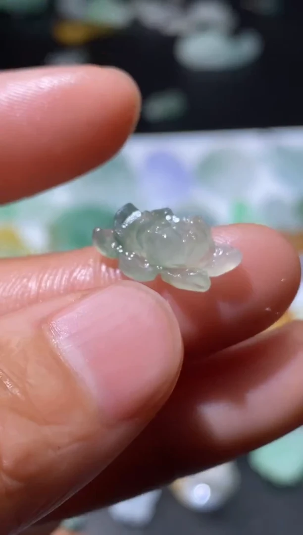 【闪购商品】定制翡翠未镶嵌翡翠毛货~