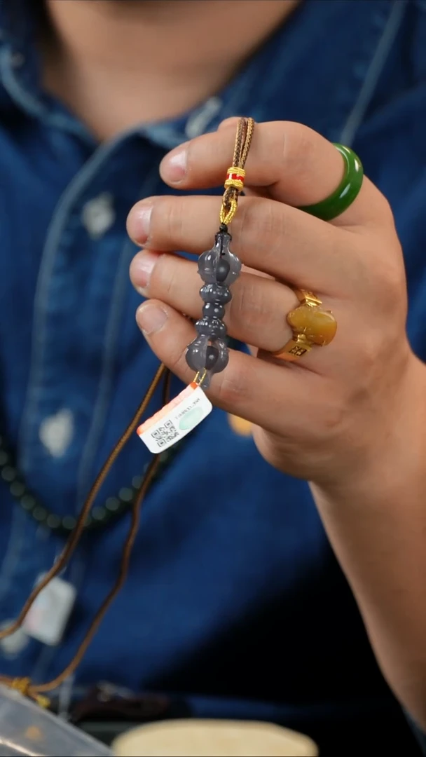 吊坠(不含链)未镶嵌和田玉多样性发一件THTY6822