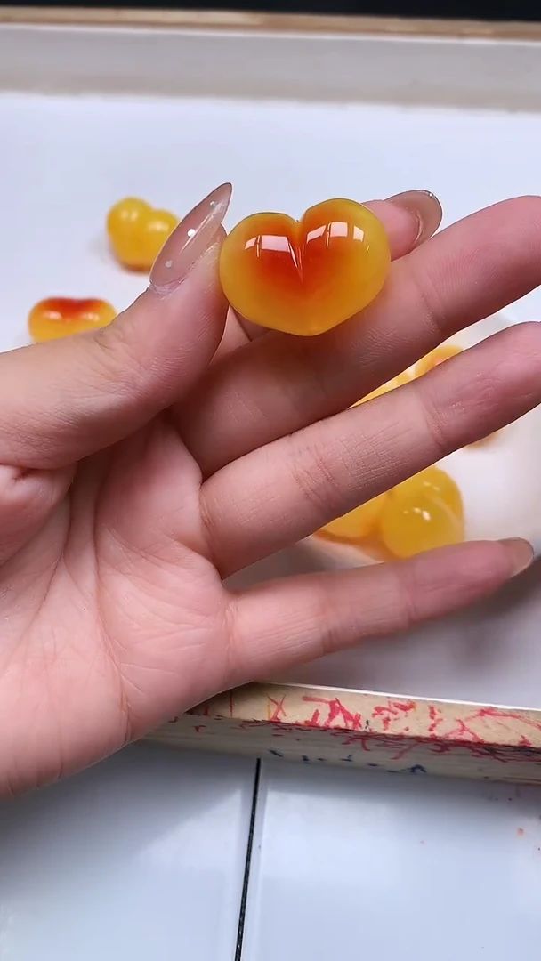 裸石蜜蜡未镶嵌E723 蜜蜡 屁桃19*26*16mm通孔1个8元